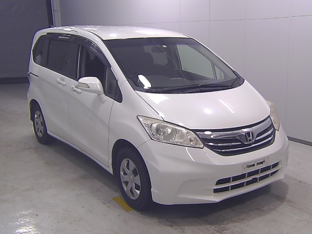 HONDA FREED 2014