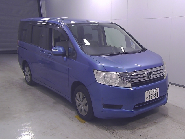 HONDA STEP WAGON 2012
