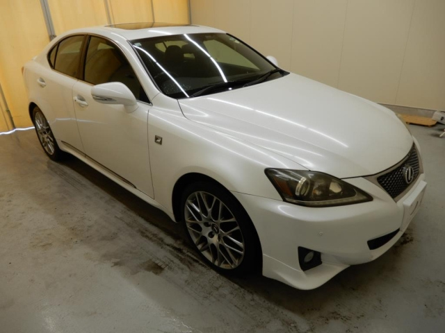 LEXUS IS 2010