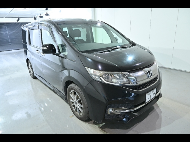 HONDA STEP WAGON 2016