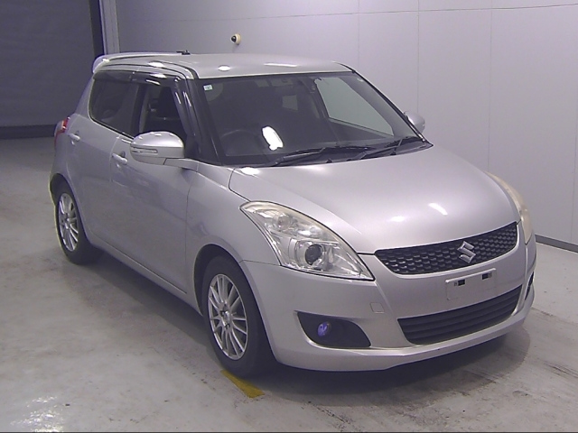 SUZUKI SWIFT 2011