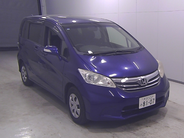 HONDA FREED 2012