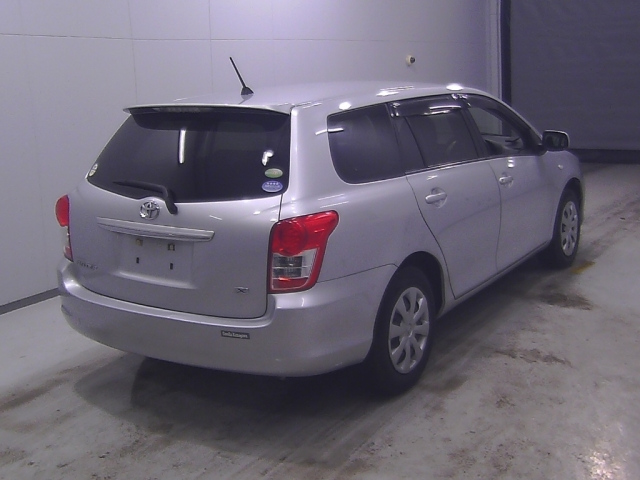 TOYOTA COROLLA FIELDER 2010