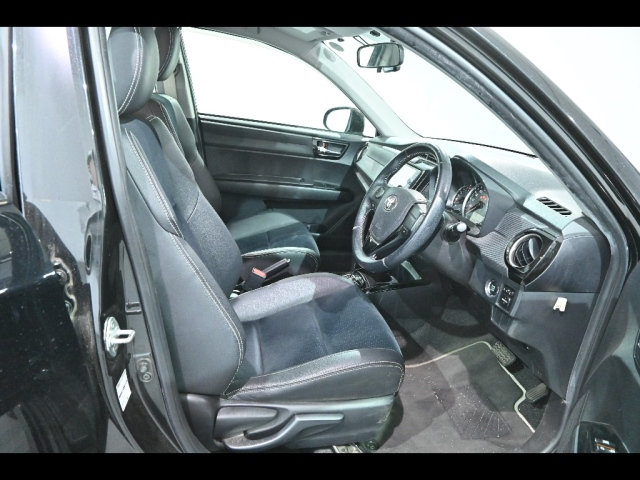 TOYOTA COROLLA FIELDER 2013