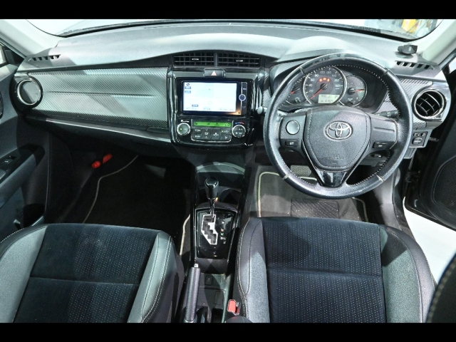 TOYOTA COROLLA FIELDER 2013