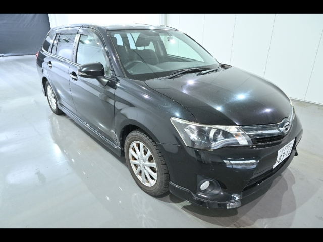 TOYOTA COROLLA FIELDER 2013