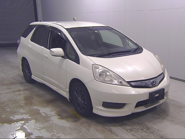 HONDA FIT SHUTTLE