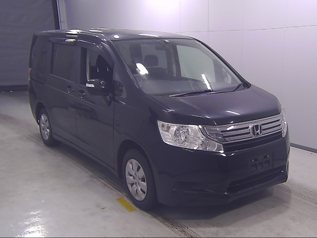 HONDA STEP WAGON 2010