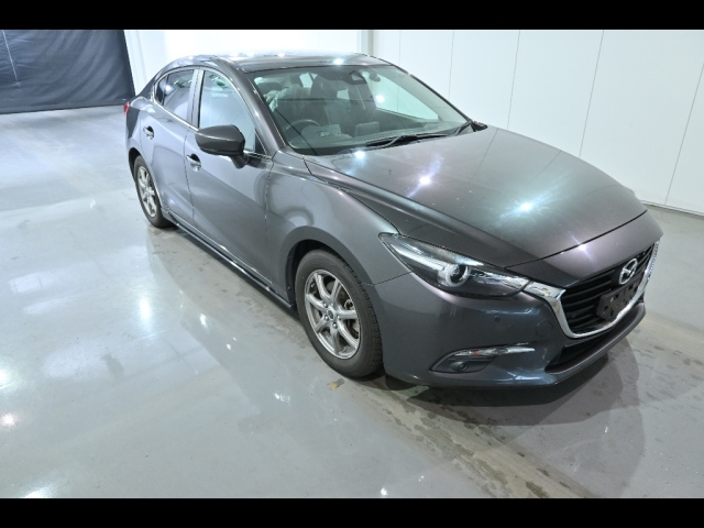 MAZDA AXELA 2018