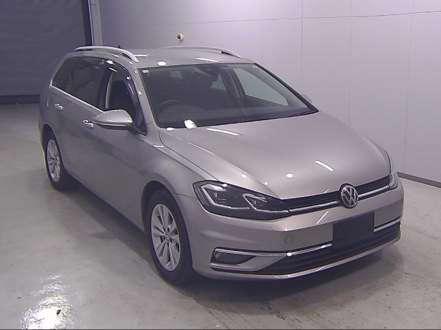 VOLKSWAGEN GOLF VARIANT 2018