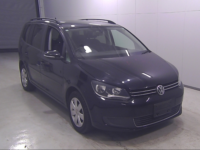 VOLKSWAGEN GOLF TOURAN 2011