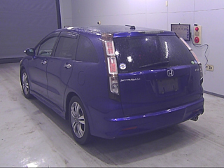 HONDA STREAM 2010
