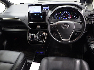 TOYOTA ESQUIRE 2016