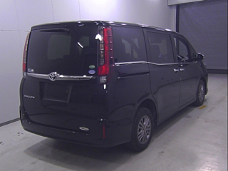 TOYOTA ESQUIRE 2016