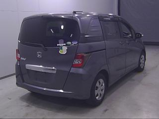 HONDA FREED 2012