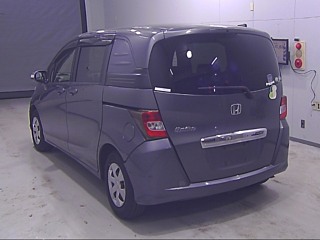 HONDA FREED 2012
