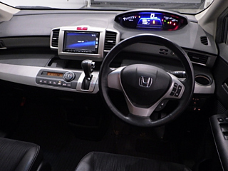 HONDA FREED 2012