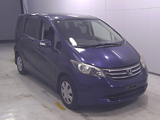 HONDA FREED 2010