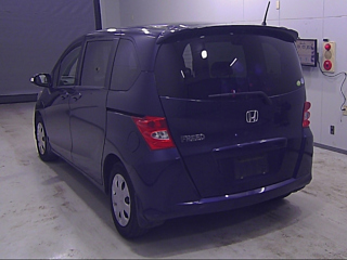 HONDA FREED 2010