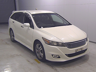 HONDA STREAM 2011