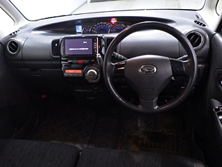 DAIHATSU TANTO 2012