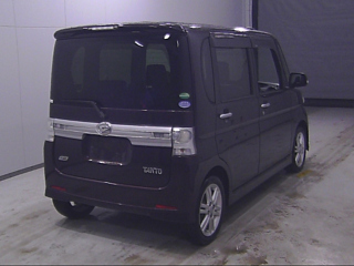 DAIHATSU TANTO 2012