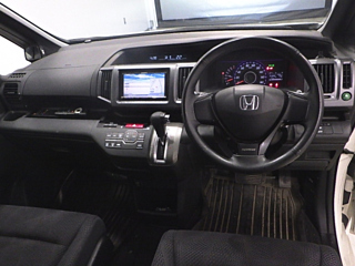 HONDA STEP WAGON 2010