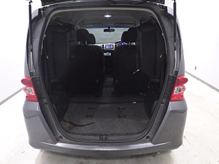 HONDA FREED 2011