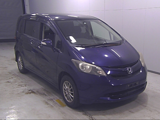 HONDA FREED 2010