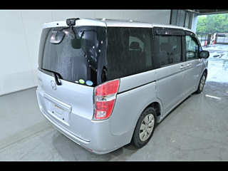 HONDA STEP WAGON 2010