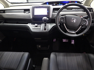 HONDA FREED 2016
