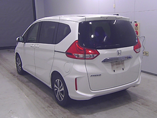 HONDA FREED 2016