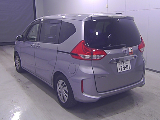 HONDA FREED 2017