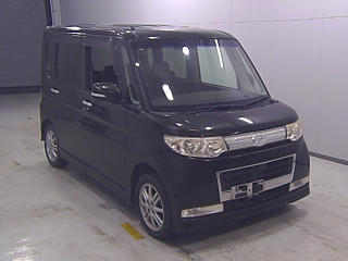 DAIHATSU TANTO 2010