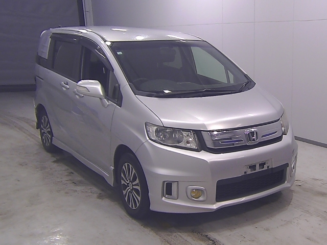 HONDA FREED 2014