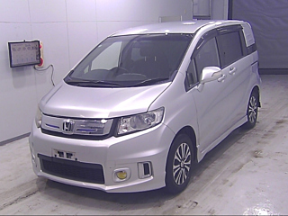 HONDA FREED 2014