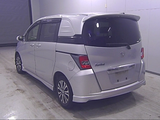 HONDA FREED 2014