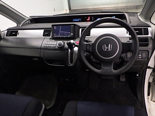 HONDA STEP WAGON 2009
