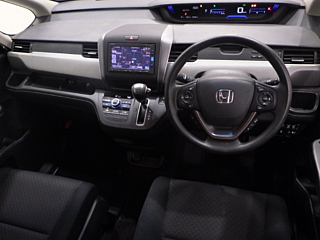 HONDA FREED 2016