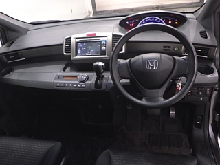 HONDA FREED 2011