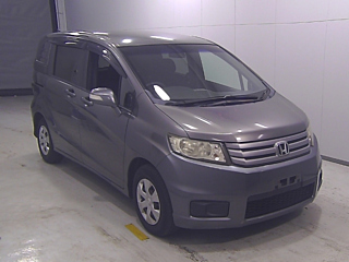 HONDA FREED 2011