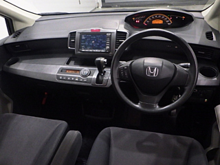 HONDA FREED 2008