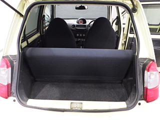 DAIHATSU ESSE 2010
