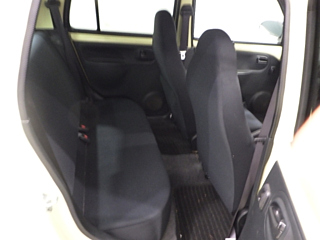 DAIHATSU ESSE 2010