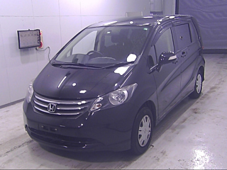 HONDA FREED 2010