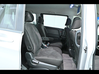 HONDA FREED 2013