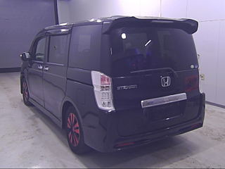 HONDA STEP WAGON 2011