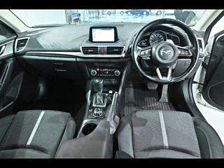 MAZDA AXELA 2017
