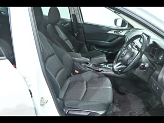 MAZDA AXELA 2017