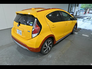 TOYOTA AQUA 2014